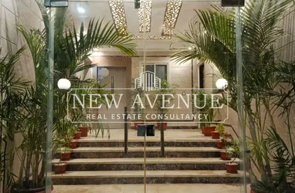 سطح - 2 غرف نوم - 2 حمامات للبيع في كمبوندات الشروق - مدينة الشروق - القاهرة