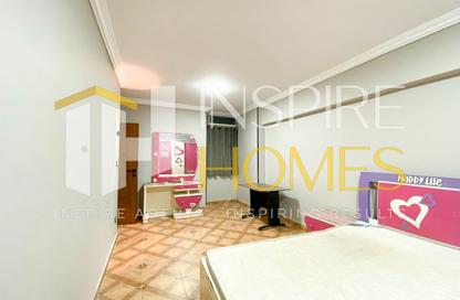 Apartment - 3 Bedrooms - 2 Bathrooms for rent in Sidi Gaber - Hay Sharq - Alexandria