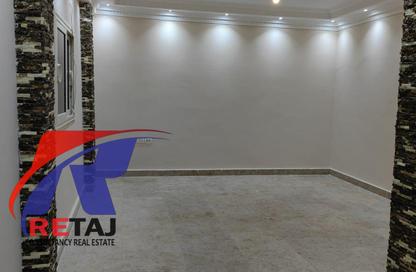 Apartment - 5 Bedrooms - 3 Bathrooms for rent in Canadian International School St. - District 4 - The 5th Settlement - New Cairo City - Cairo
