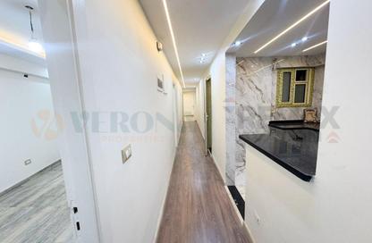 Apartment - 3 Bedrooms - 2 Bathrooms for sale in Mahmoud Al Essawy St. - Miami - Hay Awal El Montazah - Alexandria