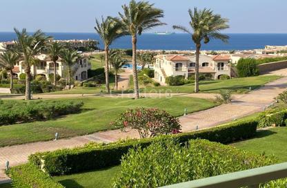 Chalet - 2 Bedrooms - 2 Bathrooms for sale in La Vista 6 - La Vista - Al Ain Al Sokhna - Suez
