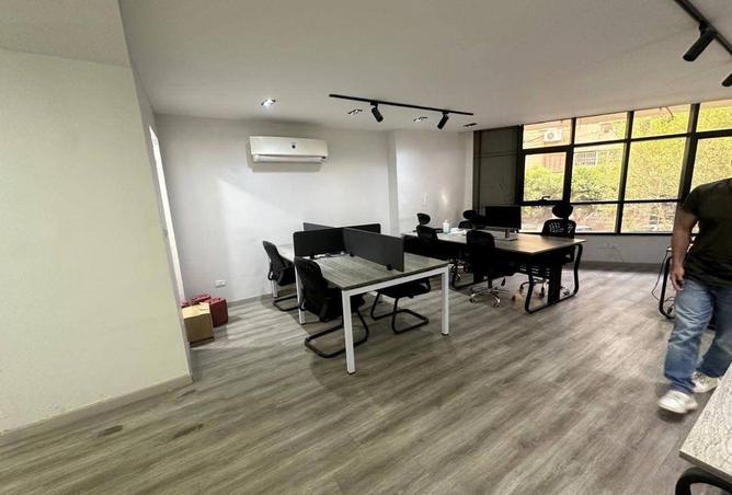 90718198 - Property Main Image
