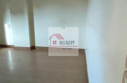 شقة - 3 غرف نوم - 2 حمامات للبيع في شارع شهاب - المهندسين - الجيزة