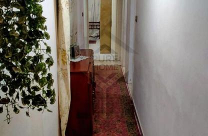 Apartment - 3 Bedrooms - 1 Bathroom for sale in Sidi Beshr Mosque St. - Sidi Beshr - Hay Awal El Montazah - Alexandria