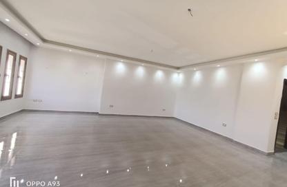 Apartment - 3 Bedrooms - 3 Bathrooms for rent in Doctor Ahmed Okasha St. - El Banafseg 6 - El Banafseg - New Cairo City - Cairo