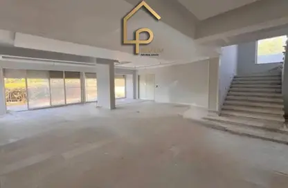 فيلا - 5 غرف نوم - 6 حمامات للايجار في بالم هيلز جولف اكستينشن - طريق الواحات - مدينة 6 أكتوبر - الجيزة