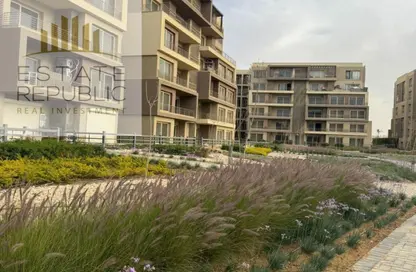 شقة - 2 غرف نوم - 2 حمامات للبيع في فيلدج جيت - المستثمرين الجنوبية - مدينة القاهرة الجديدة - القاهرة