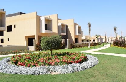 Apartment - 3 Bedrooms - 3 Bathrooms for sale in Cleopatra Square - 26th of July Corridor - 6 October City - Giza