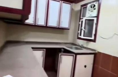 شقة - 3 غرف نوم - 1 حمام للبيع في شارع ايران - الدقي - الجيزة
