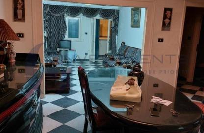 شقة - 3 غرف نوم - 2 حمامات للبيع في سان ستيفانو - حي شرق - الاسكندرية