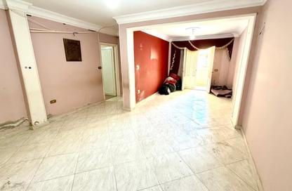 Apartment - 3 Bedrooms - 1 Bathroom for sale in Al Sayeda Sakina Bint Al Hussein St. - Kafr Abdo - Roushdy - Hay Sharq - Alexandria Apartment - 3 Bedrooms - 1 Bathroom for sale in Al Sayeda Sakina Bint Al Hussein St. - Kafr Abdo - Roushdy - Hay Sharq - Alexandria