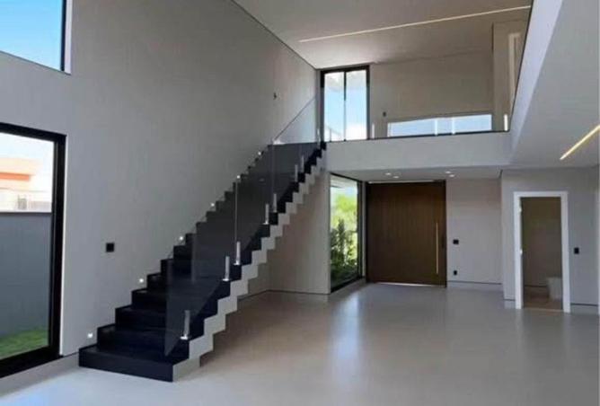 8558330 - Property Image 2