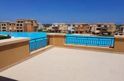 فيلا - 5 غرف نوم - 4 حمامات للبيع في مراسي - سيدي عبد الرحمن - الساحل الشمالي