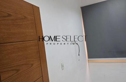 Office Space - 2 Bedrooms - 1 Bathroom for rent in Agora Zayed - Al Shabab St. - Sheikh Zayed City - Giza