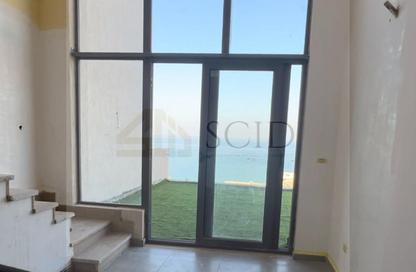 دوبلكس - 2 غرف نوم - 2 حمامات للبيع في كالي كوست - راس الحكمة - الساحل الشمالي