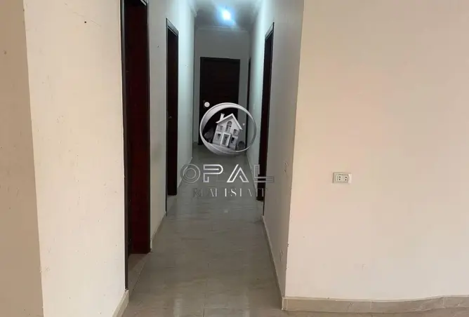 99812938 - Property Image 3