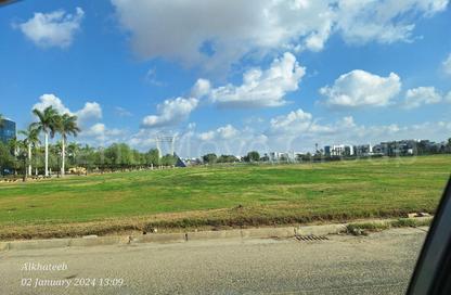 Office Space - 4 Bedrooms - 3 Bathrooms for sale in Waslet Dahshur Road - Green Belt - 6 October City - Giza