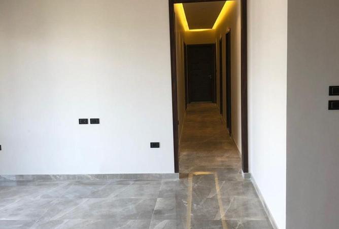 83668748 - Property Image 3