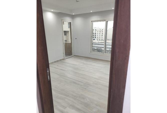 8713375 - Property Image 3