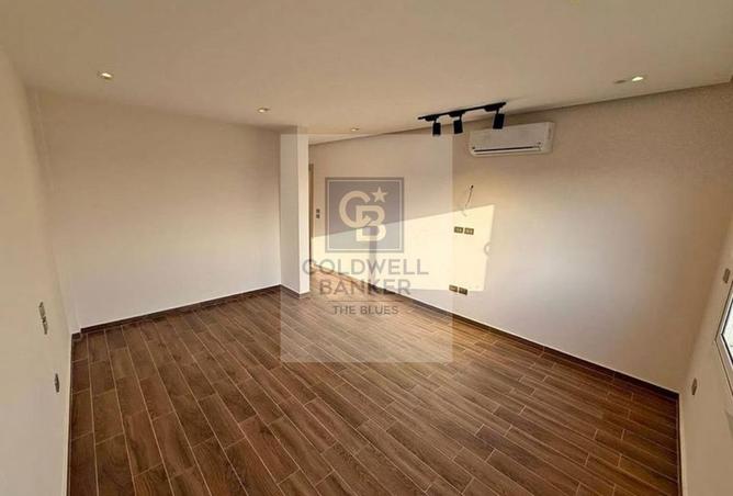 8652734 - Property Image 2