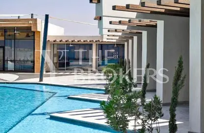 دوبلكس - 3 غرف نوم - 4 حمامات للبيع في دايركشن وايت - راس الحكمة - الساحل الشمالي