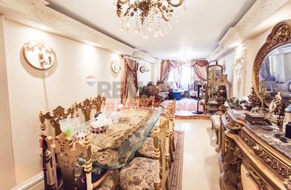 Apartment - 2 Bedrooms - 1 Bathroom for sale in Al Mesala Square St. - Smouha - Hay Sharq - Alexandria
