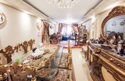 Apartment - 2 Bedrooms - 1 Bathroom for sale in Al Mesala Square St. - Smouha - Hay Sharq - Alexandria