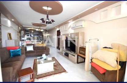 Apartment - 2 Bedrooms - 2 Bathrooms for sale in Al Geish Road - Camp Chezar - Hay Wasat - Alexandria
