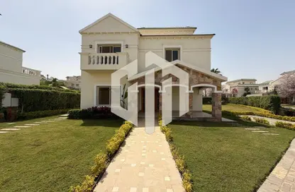 Villa - 3 Bedrooms - 5 Bathrooms for rent in Landmark Village - Ext North Inves Area - New Cairo City - Cairo