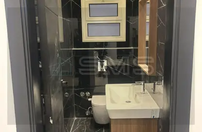 Apartment - 3 Bedrooms - 2 Bathrooms for rent in South Lotus - El Lotus - New Cairo City - Cairo