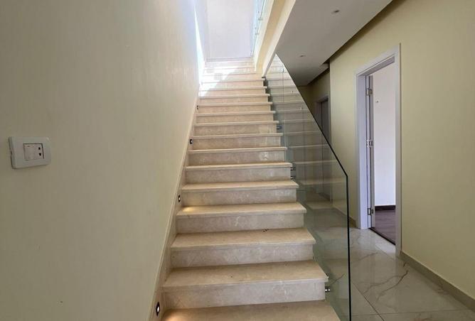 53469054 - Property Image 3