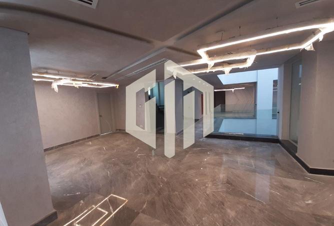 56002630 - Property Main Image