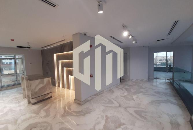 56002630 - Property Image 3