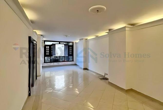 56992999 - Property Image 2