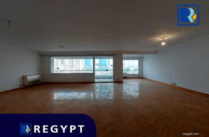 Apartment - 4 Bedrooms - 4 Bathrooms for rent in Yehia Ibrahim St. - Zamalek - Cairo