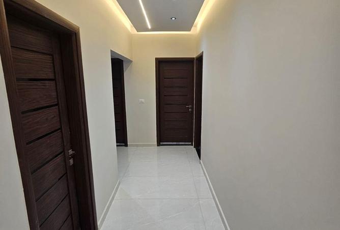 53730605 - صورة العقار 3