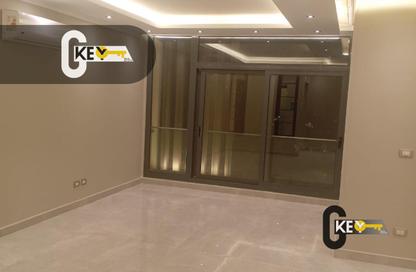 Apartment - 3 - 4 for rent in Eastown - 5th Settlement Compounds - The 5th Settlement - New Cairo City - Cairo