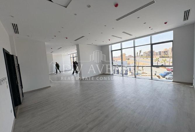 83674645 - Property Image 2