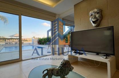 Villa - 5 Bedrooms - 4 Bathrooms for rent in Marina 5 - Marina - Al Alamein - North Coast