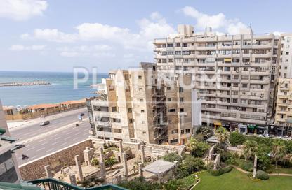 Apartment - 6 Bedrooms - 4 Bathrooms for sale in Al Geish Road - Laurent - Hay Sharq - Alexandria Apartment - 6 Bedrooms - 4 Bathrooms for sale in Al Geish Road - Laurent - Hay Sharq - Alexandria