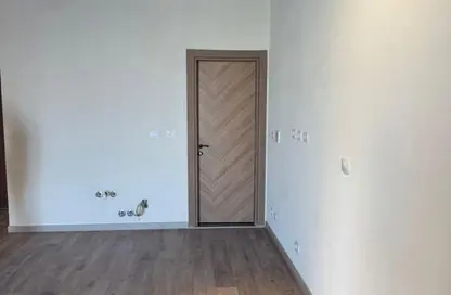 مساحات مكتبية - غرفة نوم - 1 حمام للايجار في شارع الشويفات - الحي الاول - التجمع الخامس - مدينة القاهرة الجديدة - القاهرة مساحات مكتبية - غرفة نوم - 1 حمام للايجار في شارع الشويفات - الحي الاول - التجمع الخامس - مدينة القاهرة الجديدة - القاهرة