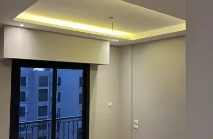 شقة - غرفة نوم - 1 حمام للبيع في فيلدج ويست - كمبوندات الشيخ زايد - الشيخ زايد - الجيزة