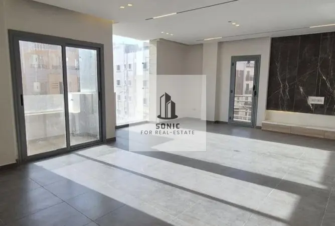 111595300 - Property Image 2