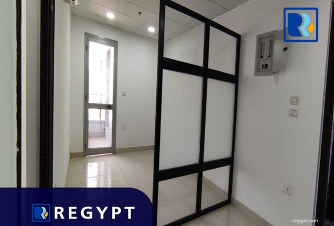 70103676 - صورة العقار 2