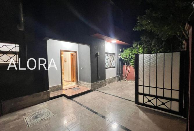 99804225 - Property Image 2
