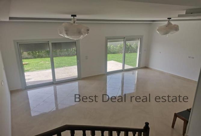 94927205 - Property Image 2