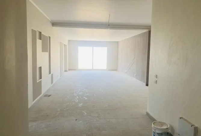 98823562 - Property Image 2