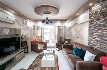 Apartment - 3 Bedrooms - 2 Bathrooms for sale in Camp Chezar - Hay Wasat - Alexandria