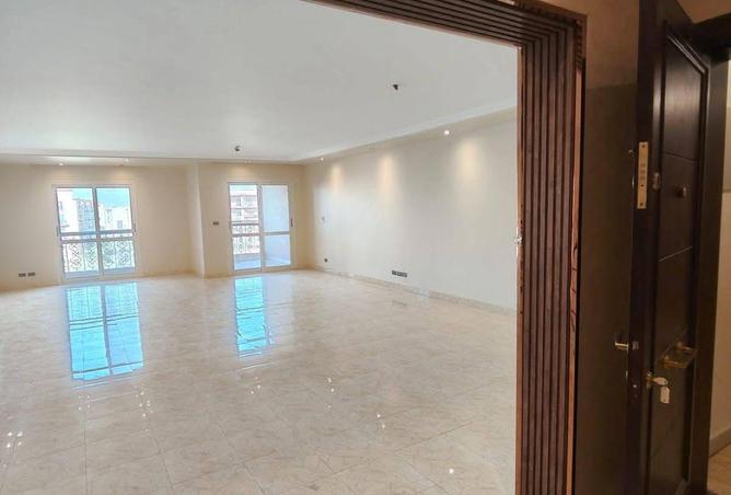 67222400 - صورة العقار 2