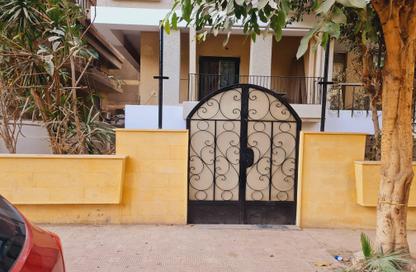 Apartment - 4 Bedrooms - 3 Bathrooms for sale in Ibrahim Salem St. - Ard El Golf - Heliopolis - Masr El Gedida - Cairo